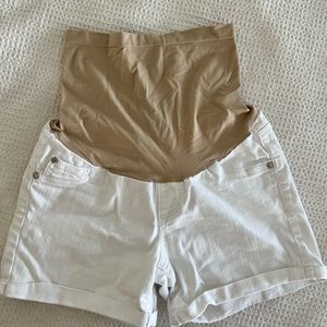 Maternity shorts